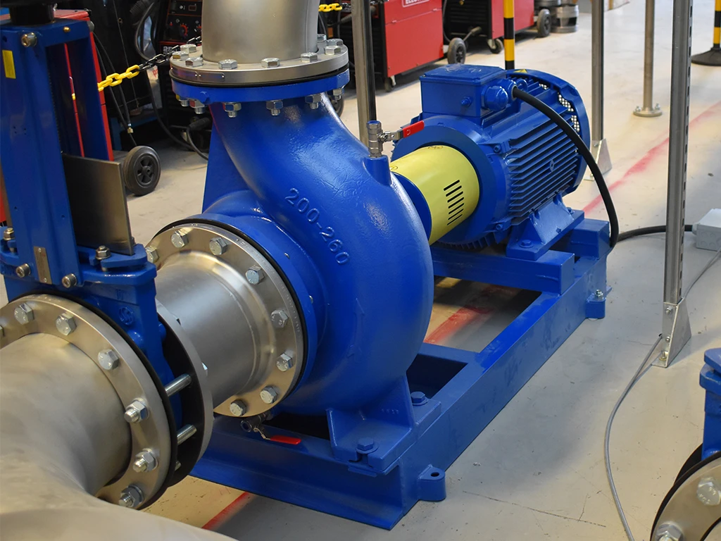 This is a photo of a marine engineering rig for Fareham college in its realistic state