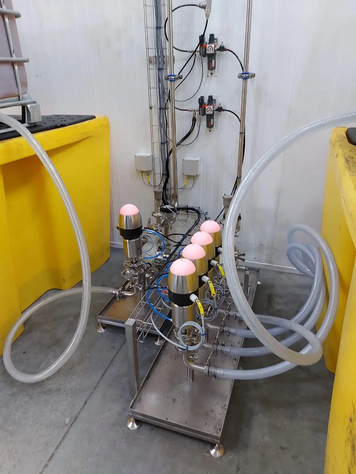 Tapflo UK Automated IBC Decanting System for Food