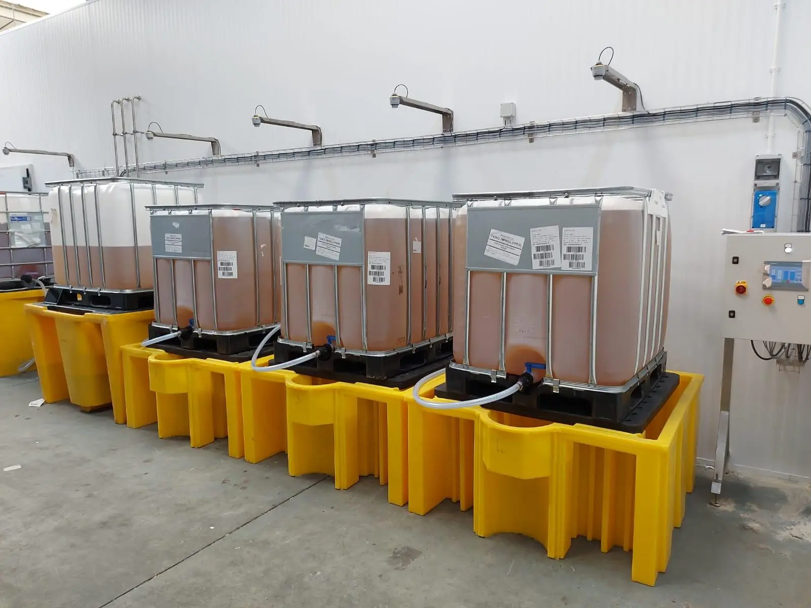 Tapflo UK IBC Decanting System for Food